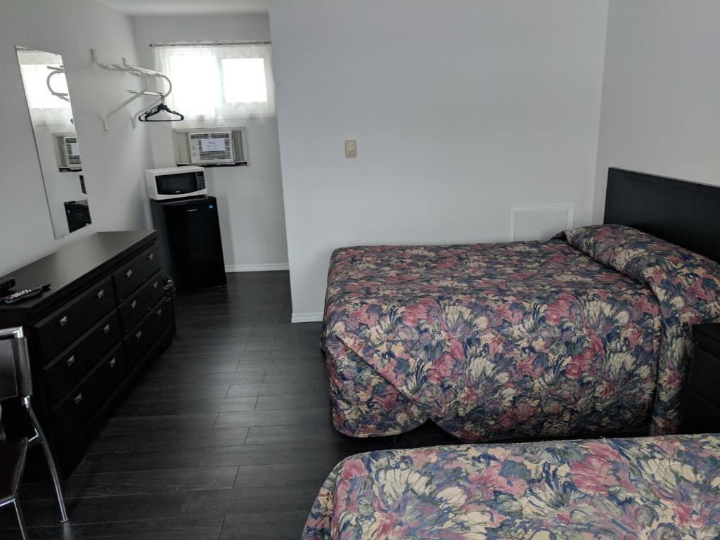 Hilltop Motel photo 1
