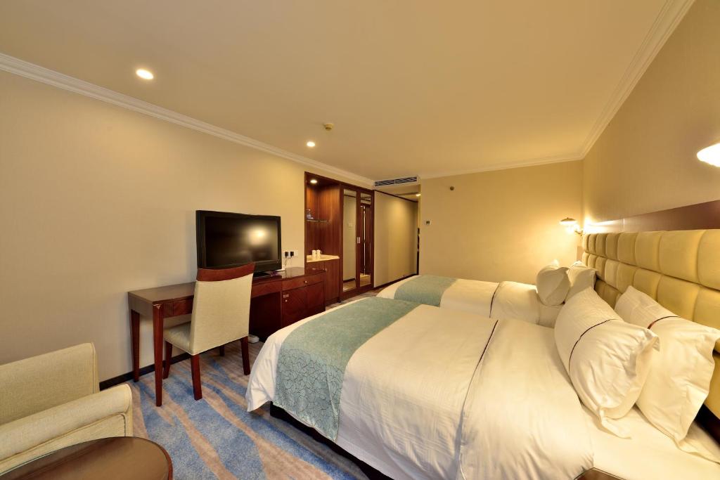 HaiJun Hotel -Free Canton Fair Shuttle Bus photo 1