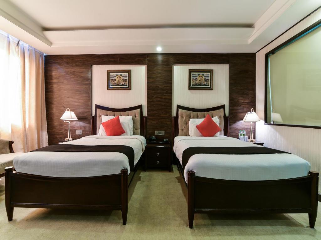 Двухместный (Двухместный номер Супер Делюкс с 1 кроватью), Polo Inn & Suites