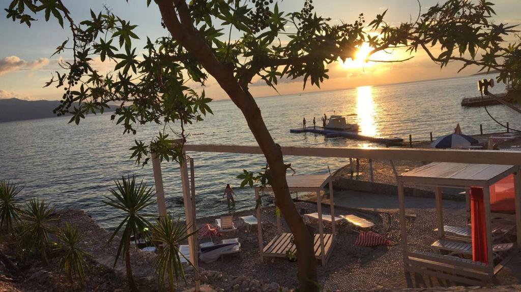 Bougainville Bay Resort - Villa 11 photo 2