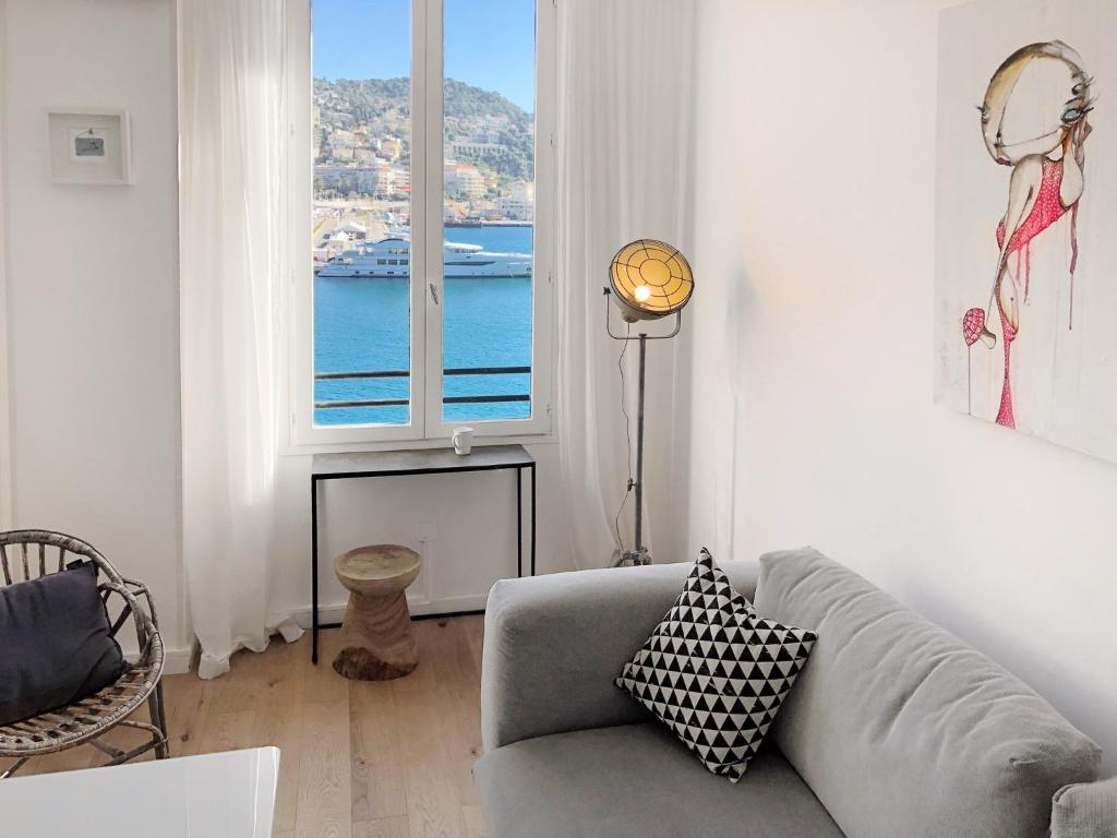Waterfront panoramic sea view, balcony, AC photo 2