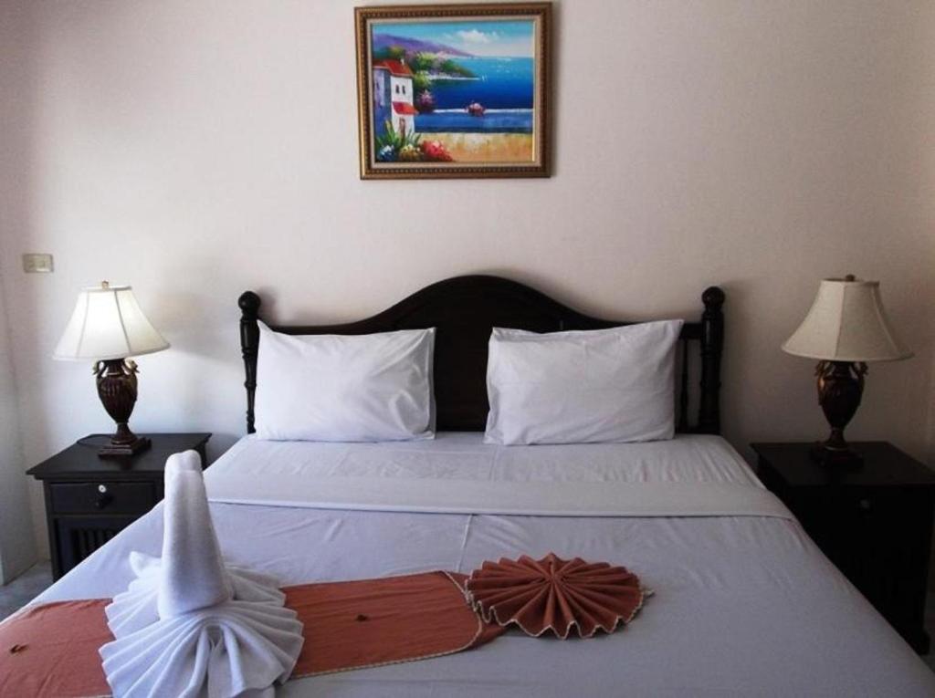 Panupong Hotel photo 4