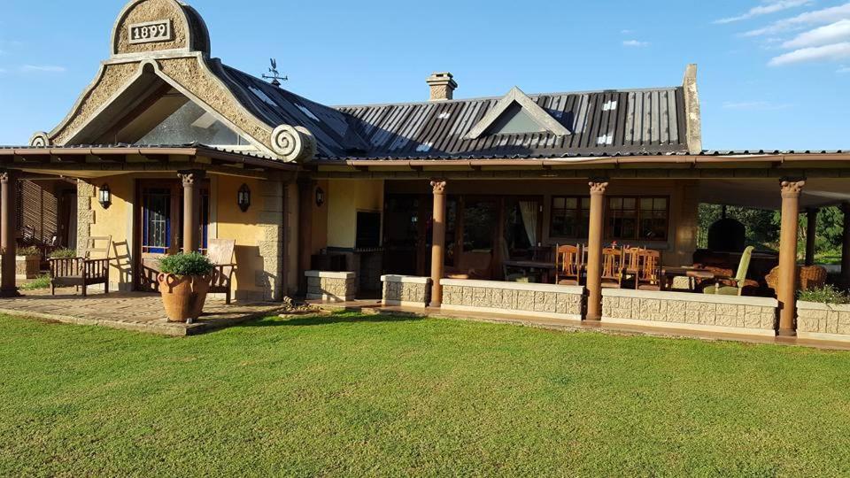 Rockwood Earth Lodge photo 3