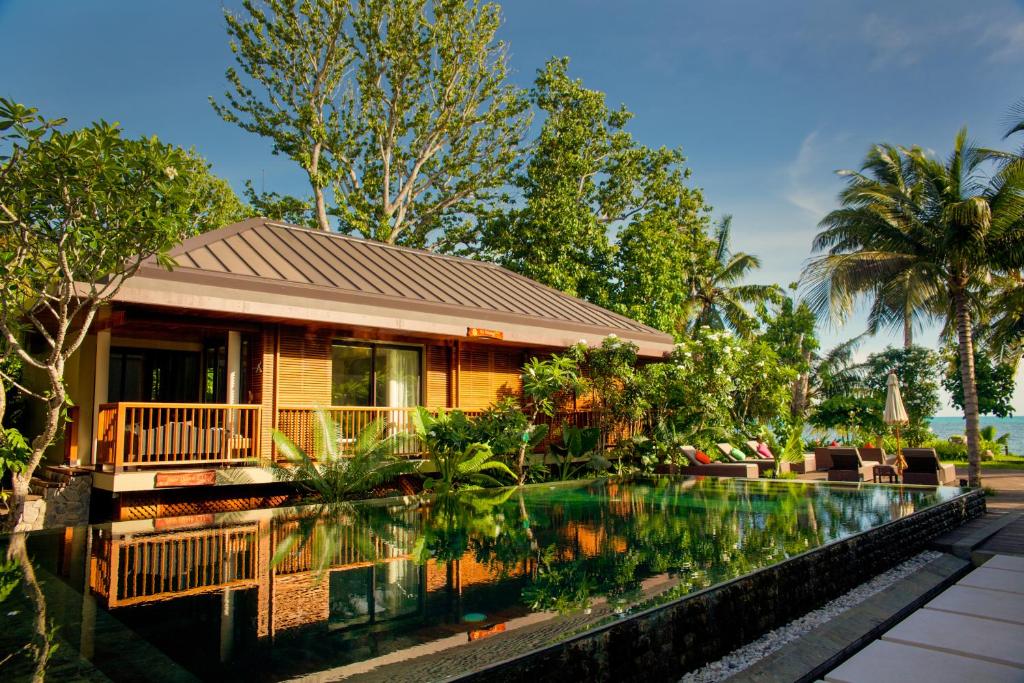 Dhevatara Beach Hotel photo 2