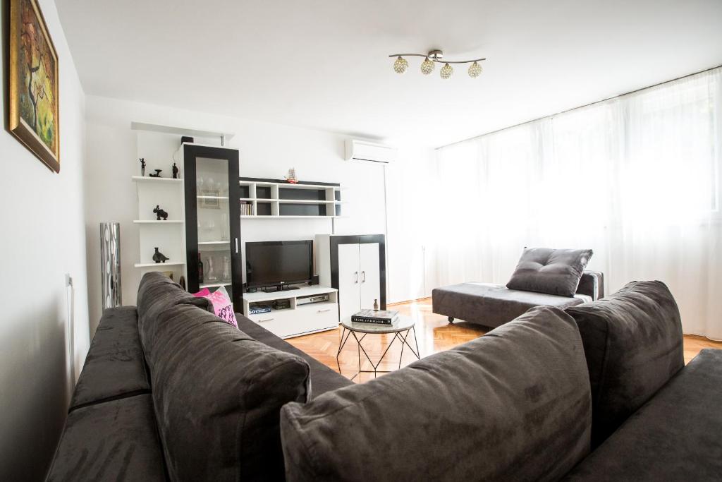 Split Lovret Apartment - Tap to explore photos