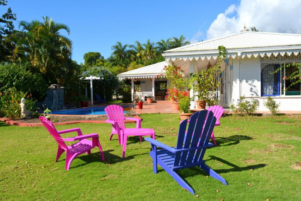 Villa Tangara - Faa'a - Tahiti - 3 bedrooms - pool and lagon view - 6 pers photo 2