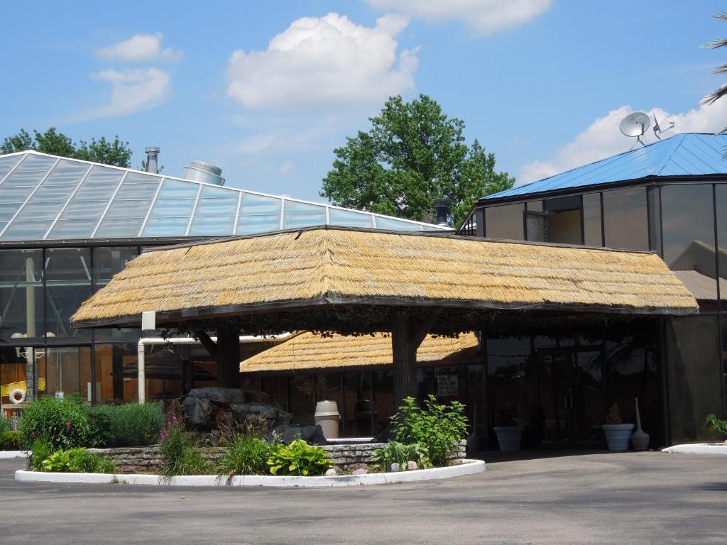 Wildwood Inn image