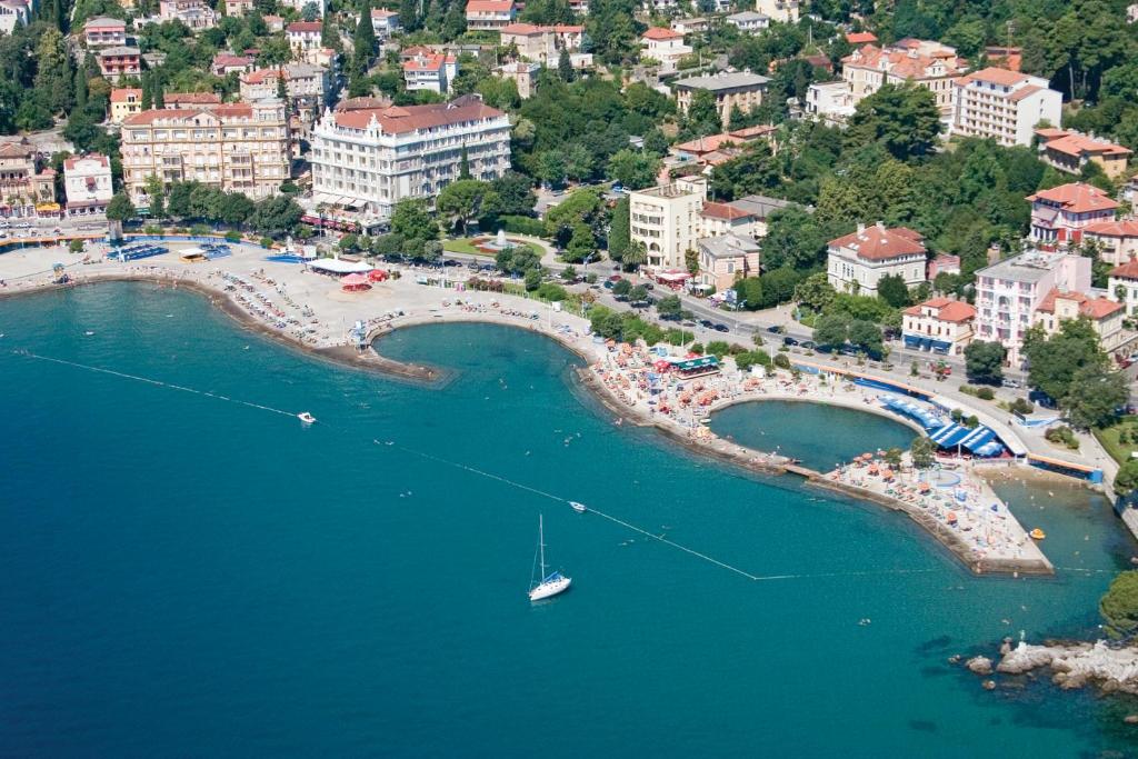 Apartments Anita near Opatija with private parking photo 1