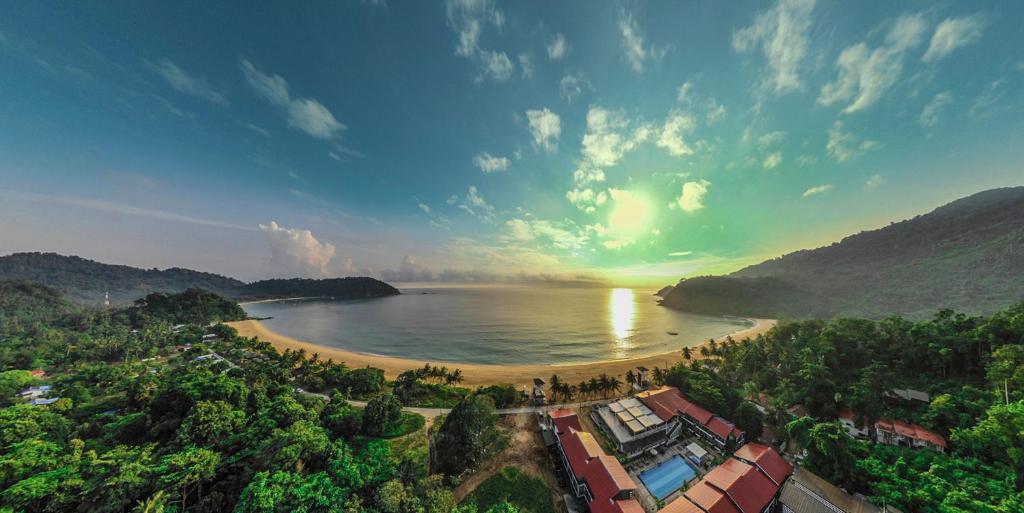 The Barat Tioman Beach Resort photo 1