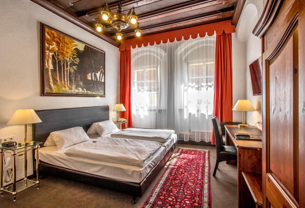 Двухместный (Стандартный двухместный номер с 1 кроватью), Hotel Adler