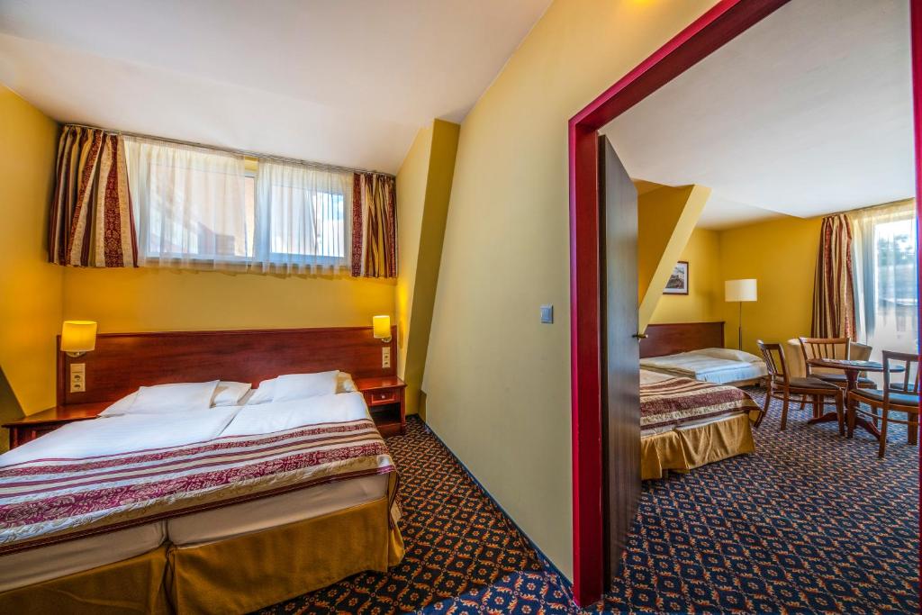 Сьюит (Люкс с 2 спальнями), Hotel Kapitany Wellness