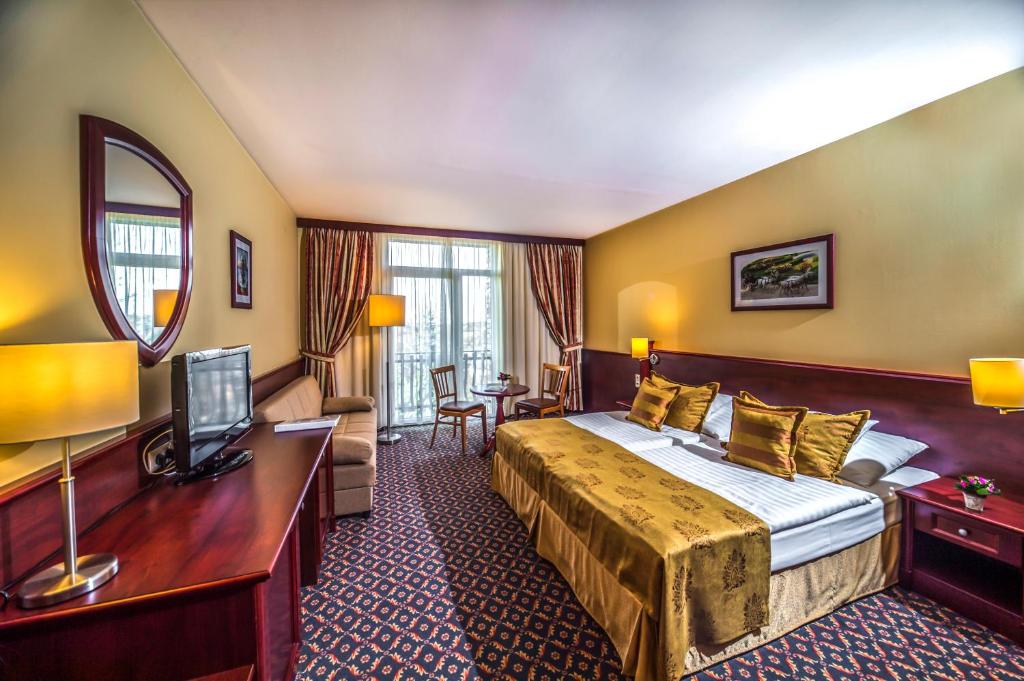 Двухместный (Двухместный номер с 1 кроватью и балконом), Hotel Kapitany Wellness