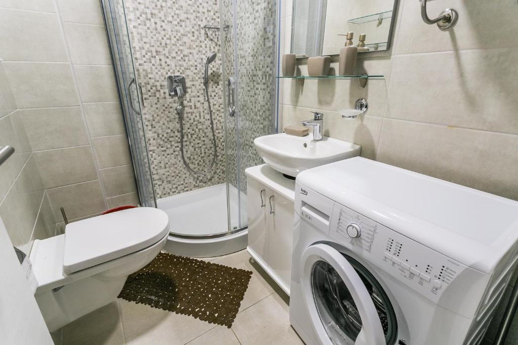 Апартаменты (Апартаменты с 1 спальней), Apartments LORA 13.Jula,15