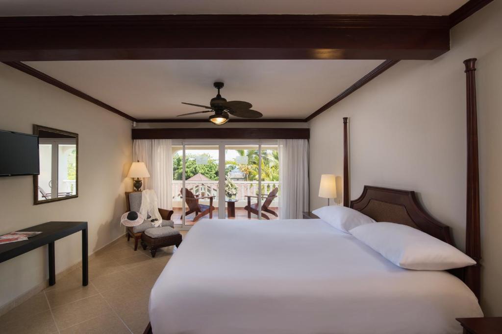 Cofresi Palm Beach & Spa Resort - All Inclusive photo 1