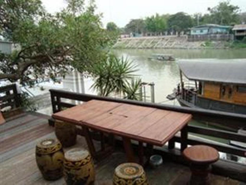 Ayothaya Riverside House photo 3
