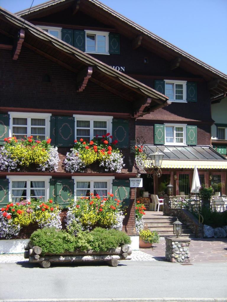 Schedlers Löwenhotel-GARNI photo 1