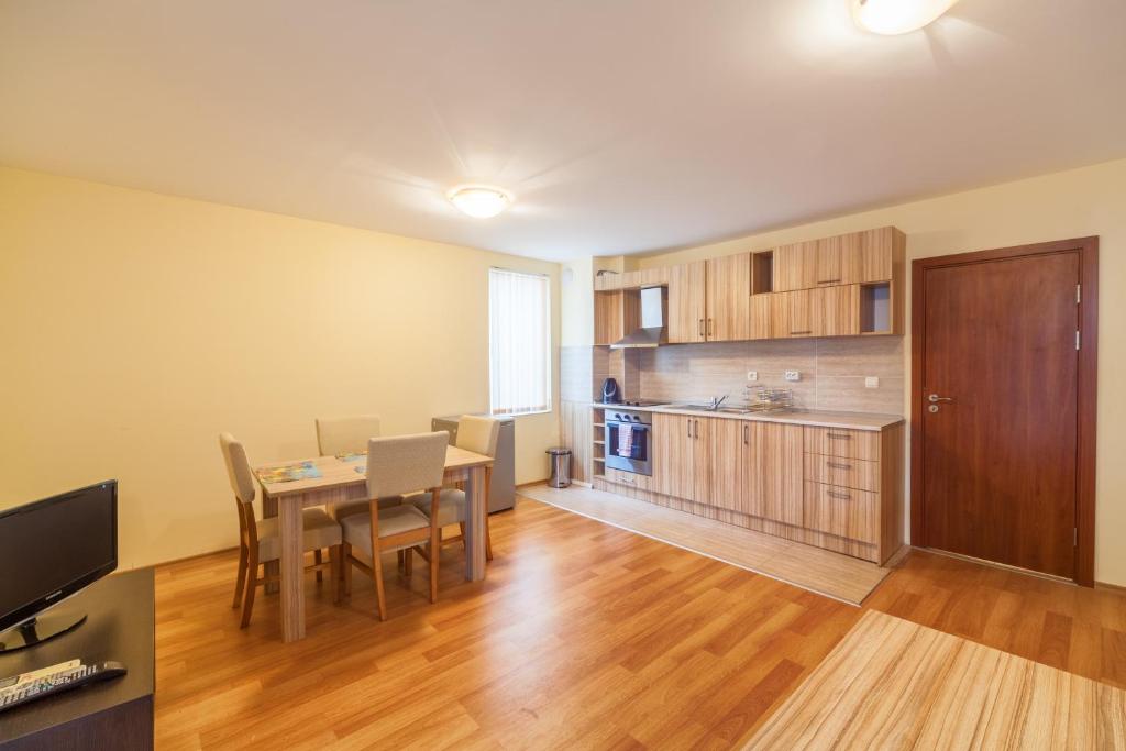 Panorama Kabakum Apartments - Free Parking photo 4