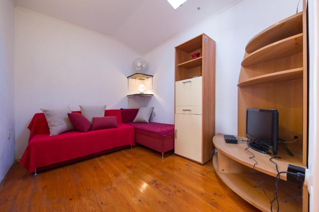 Strma Apartments photo 3