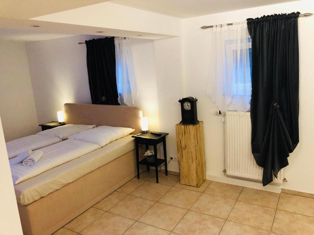 Hotel Krone photo 1