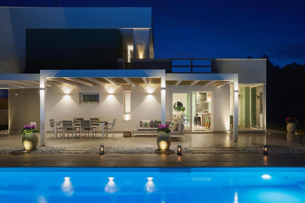 Sariva Villa CaseSicule - heated Pool, Beach at 50 m photo 3