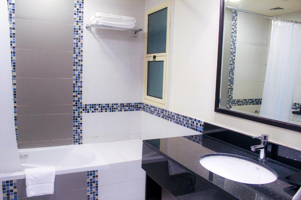 Апартаменты (Апартаменты с 1 спальней), Апарт-отель Dunes Hotel Apartments Oud Metha