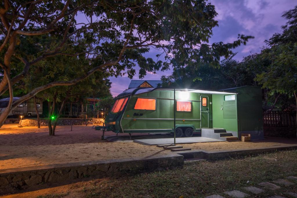 Yala Caravan Village photo 2