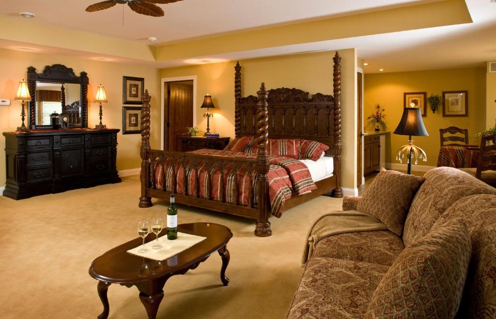 Goldmoor Inn & Resort photo 3