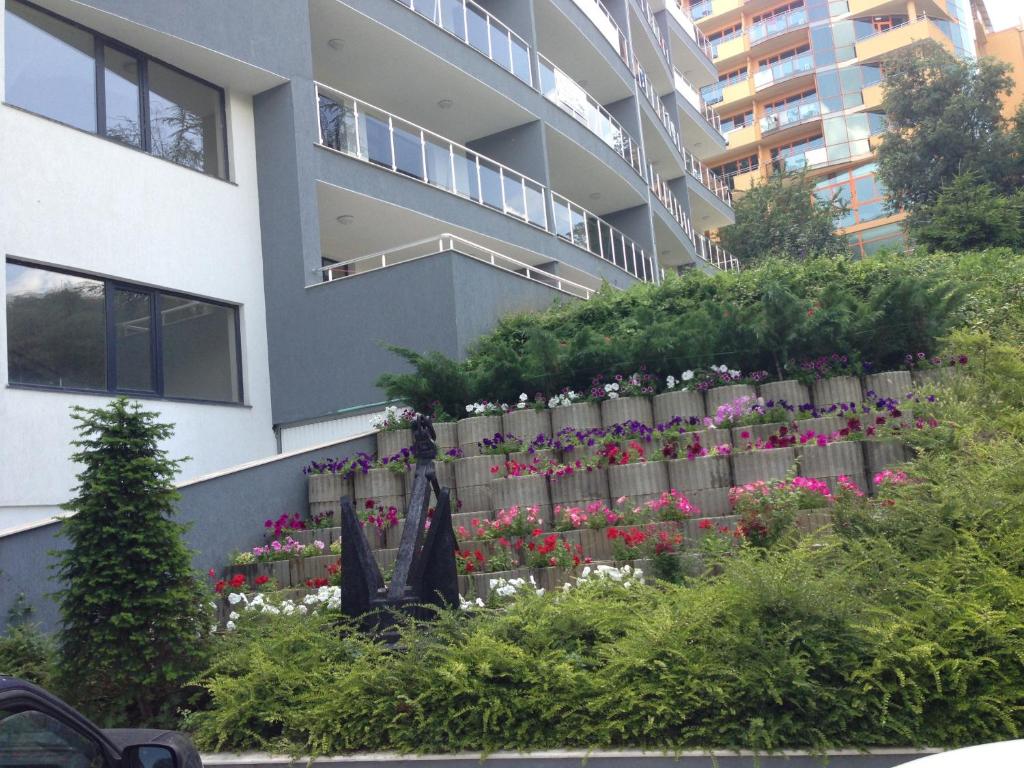 Dilov Apartments in Yalta Golden Sands photo 2