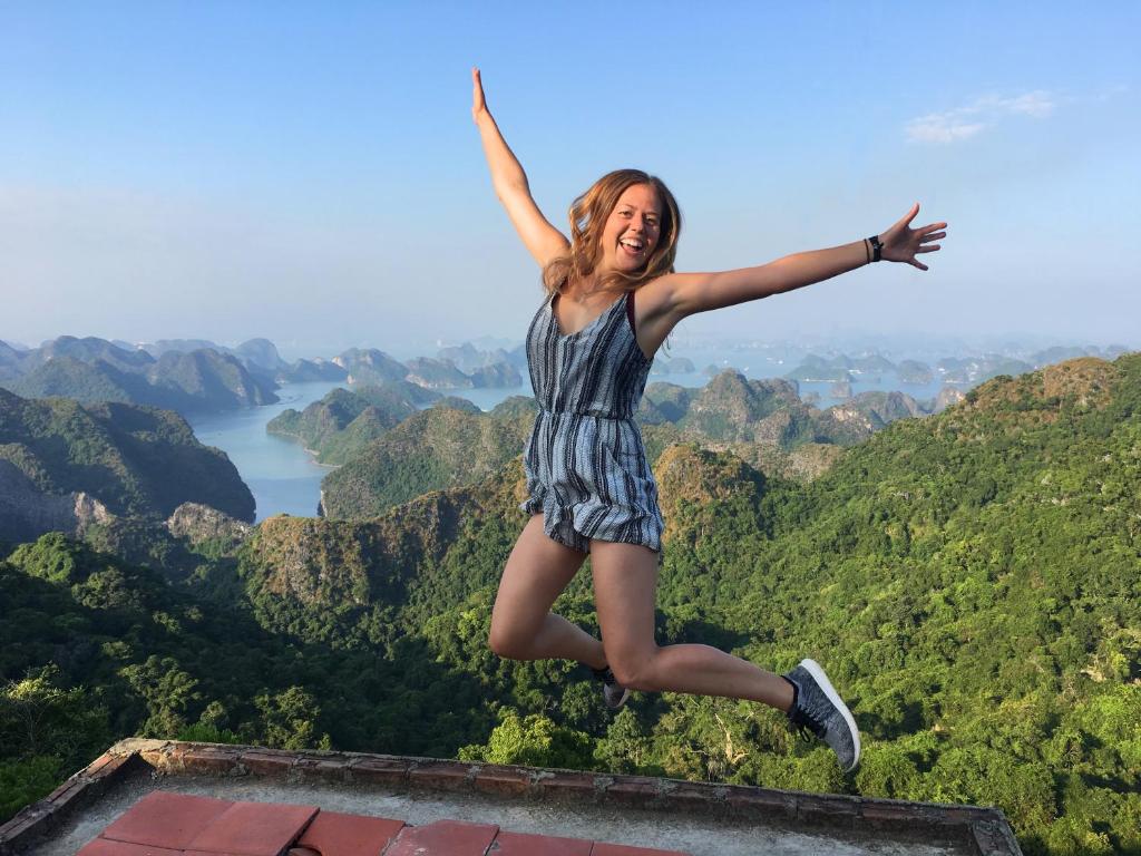 CatBa Lucky Family Hotel