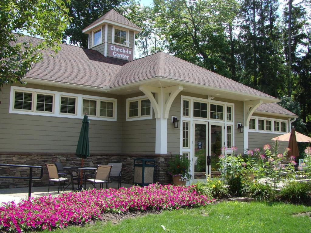 Pocono Mountain Villas by Exploria Resorts photo 1