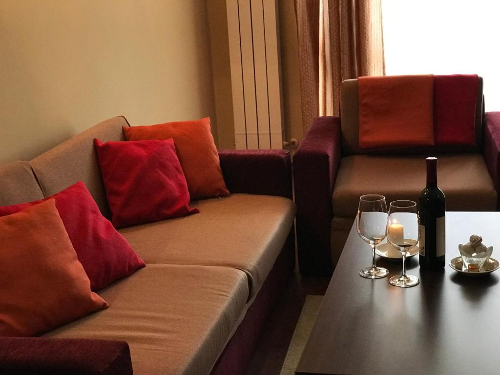 Апартаменты (Семейный мезонет (для 3 взрослых и 1 ребенка)), Apart Hotel Dream
