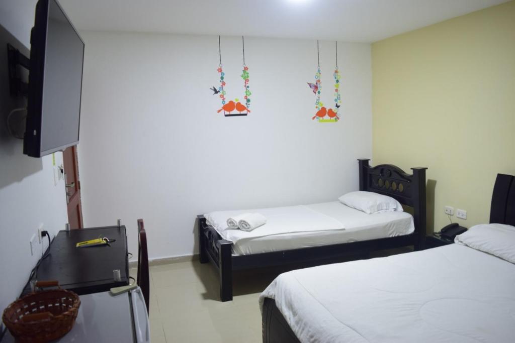Hotel Intersuites photo 3