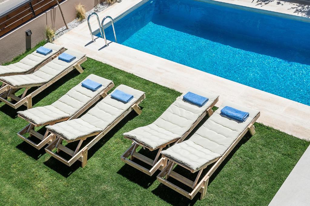 Fos Villa, a Luxe House with Private Heated Pool photo 2