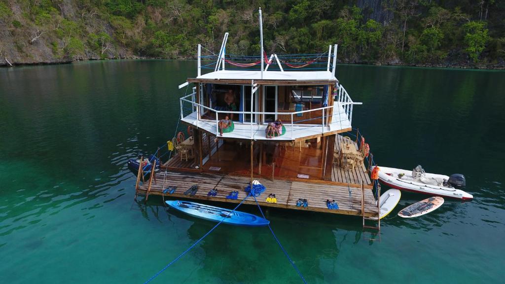 Двухместный (Бюджетный двухместный номер с 1 кроватью), Paolyn Floating House Restaurant