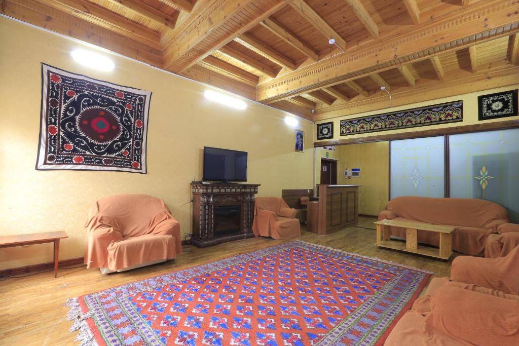 Номер (Кровать в общем 8-местном номере для мужчин и женщин), Yellow Hostel Dushanbe