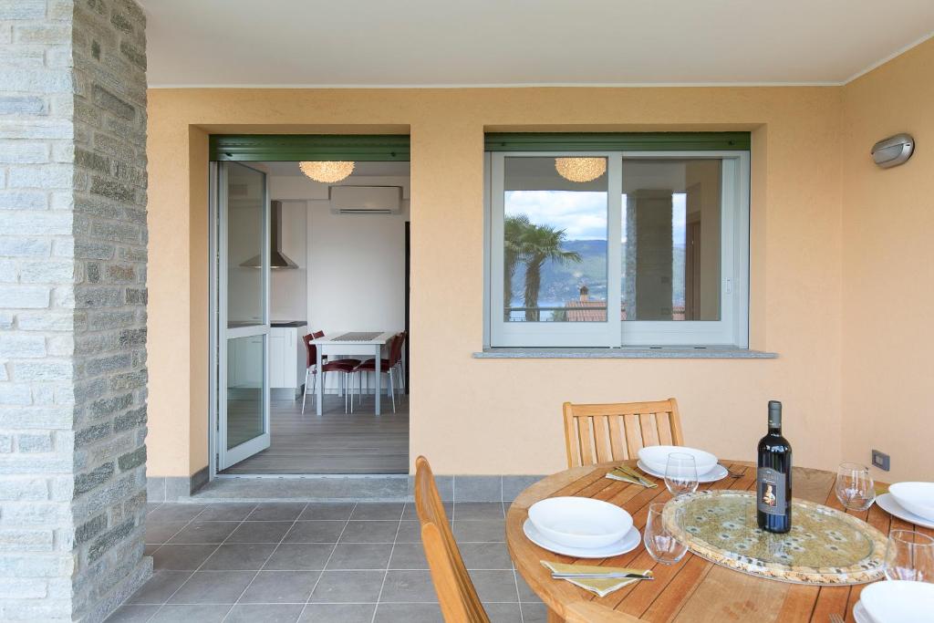 Baveno Hills | Lakeview apartments photo 4