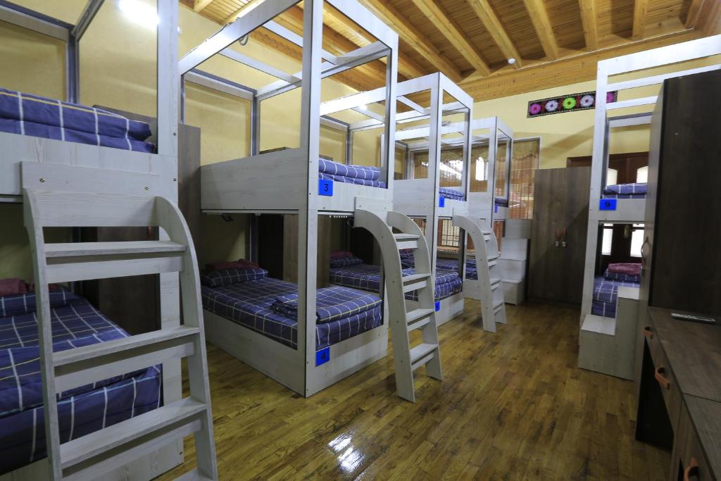 Номер (Кровать в общем номере для мужчин и женщин с 10 кроватями), Yellow Hostel Dushanbe