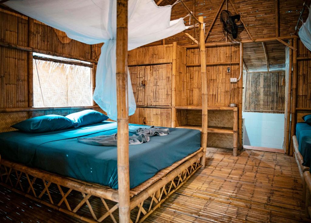 Семейный (Улучшенное семейное бунгало), Green View Beach Resort