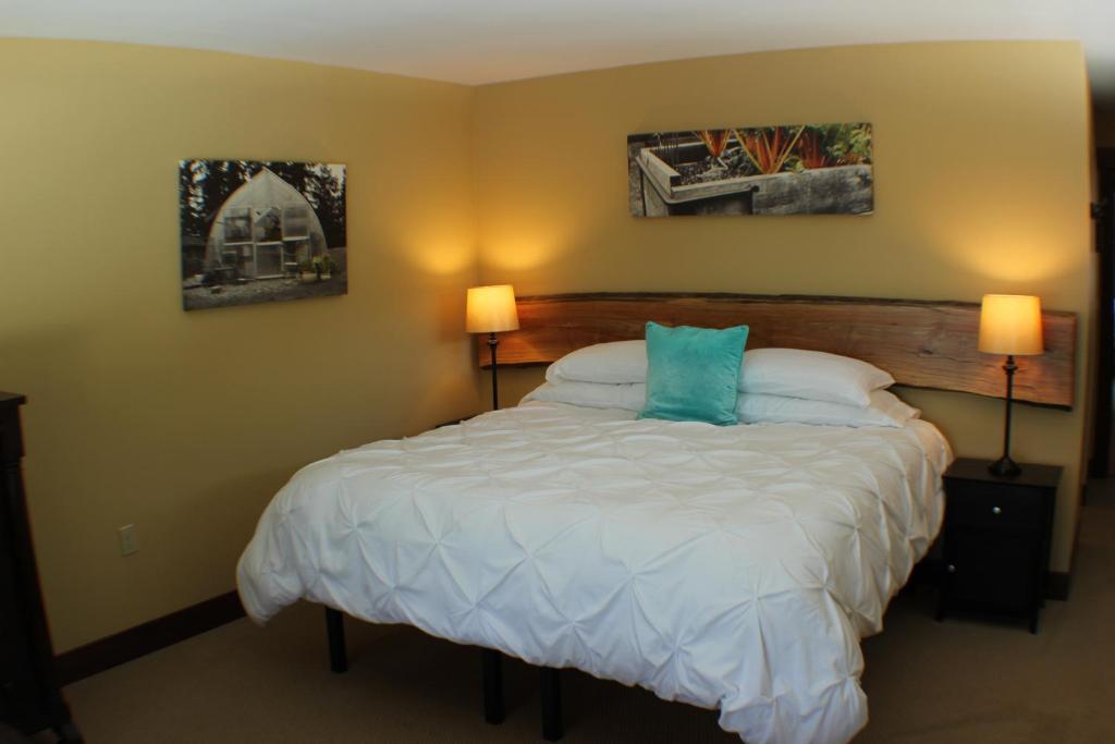 Comforts of Whidbey photo 3
