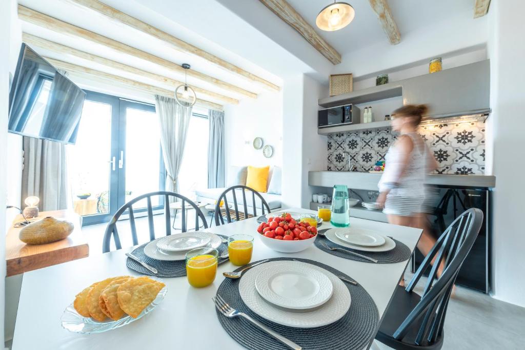Aelia Suites photo 3