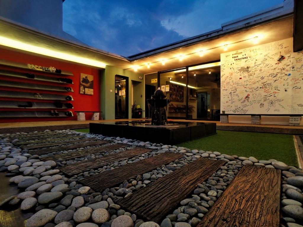 Beds In Garden Hostel photo 1