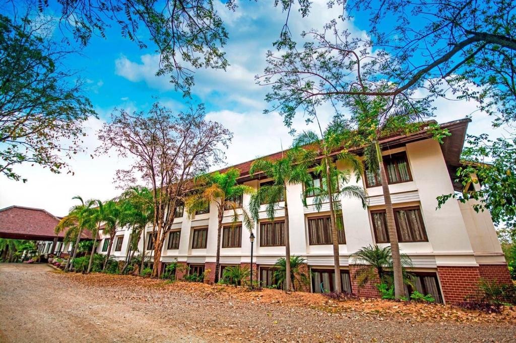 Tak Andaman Resort & Hotel photo 2