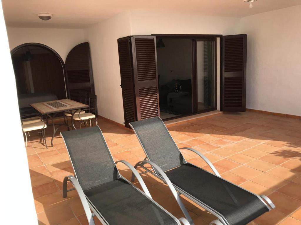 Luxury apartment set in Doña Julia Golf Course photo 2