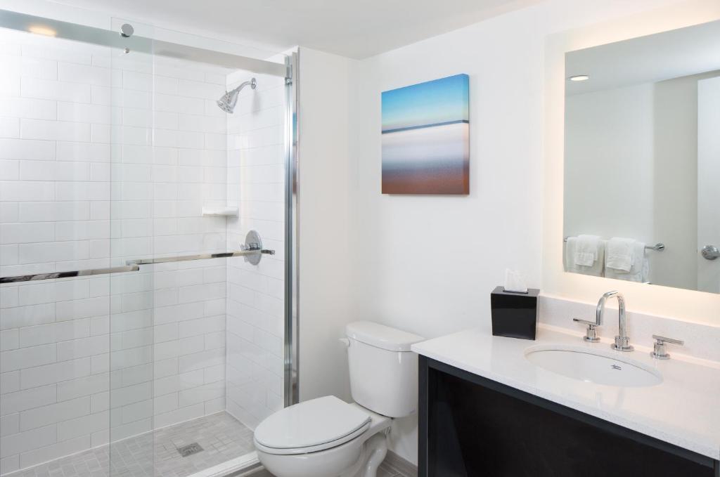 Crowne Plaza Melbourne-Oceanfront, an IHG Hotel photo 1