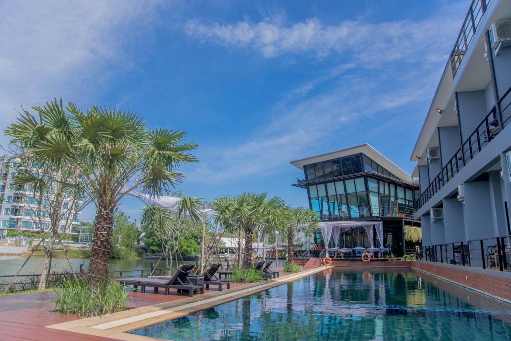 Phuengluang Riverside Hotel Chanthaburi photo 1
