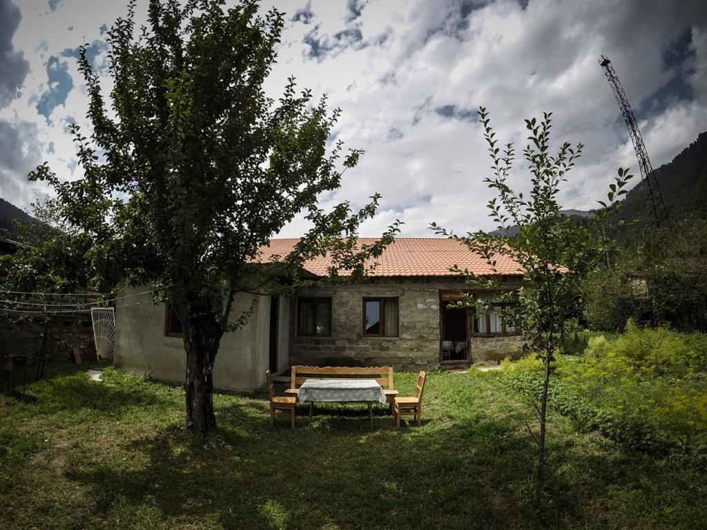 Keti Pilpani Guesthouse photo 2