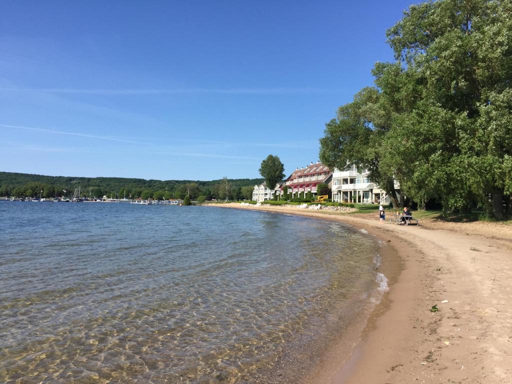 313 Water Street Inn photo 3