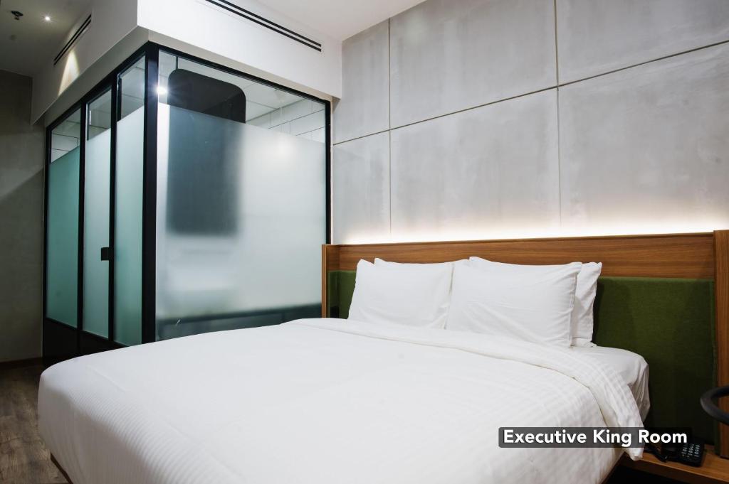 Двухместный (Представительский номер с кроватью размера «king-size»), Ceria Hotel