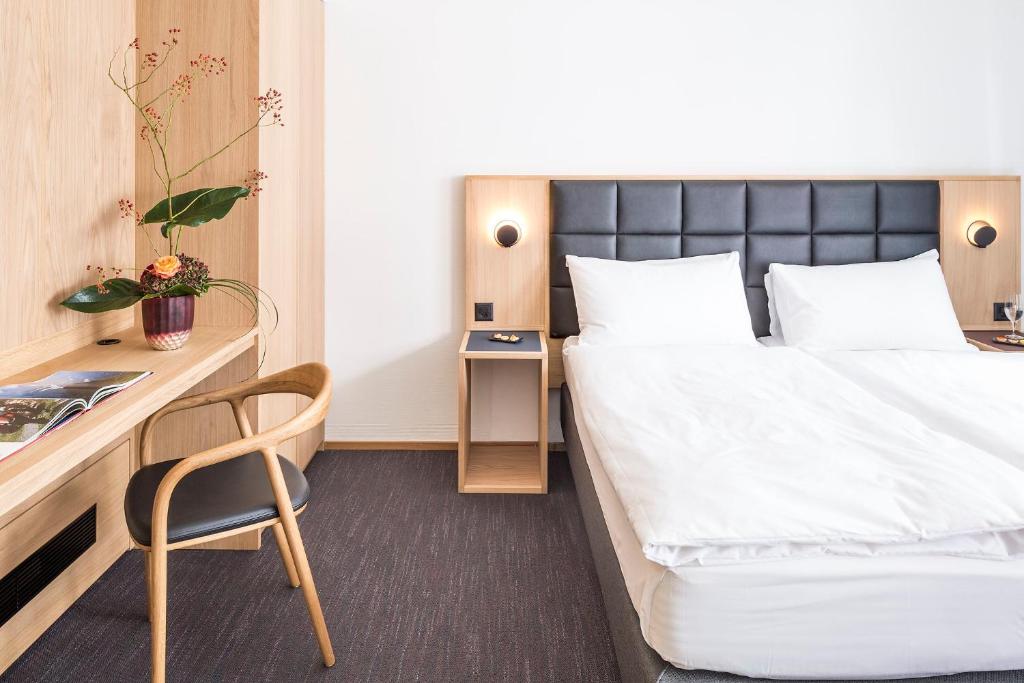 Двухместный (Двухместный номер с 2 отдельными кроватями), Hotel Basel