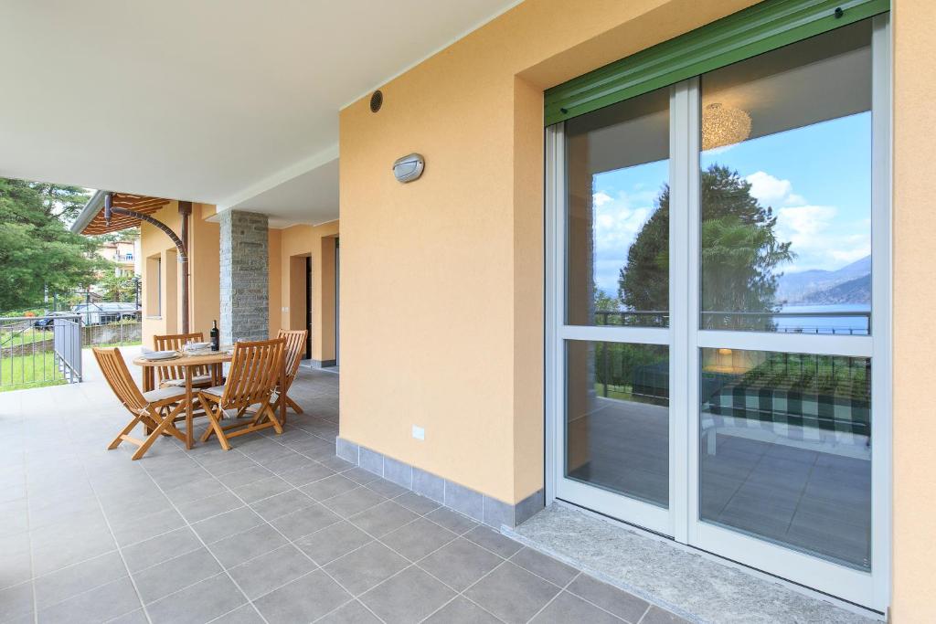 Baveno Hills | Lakeview apartments photo 3